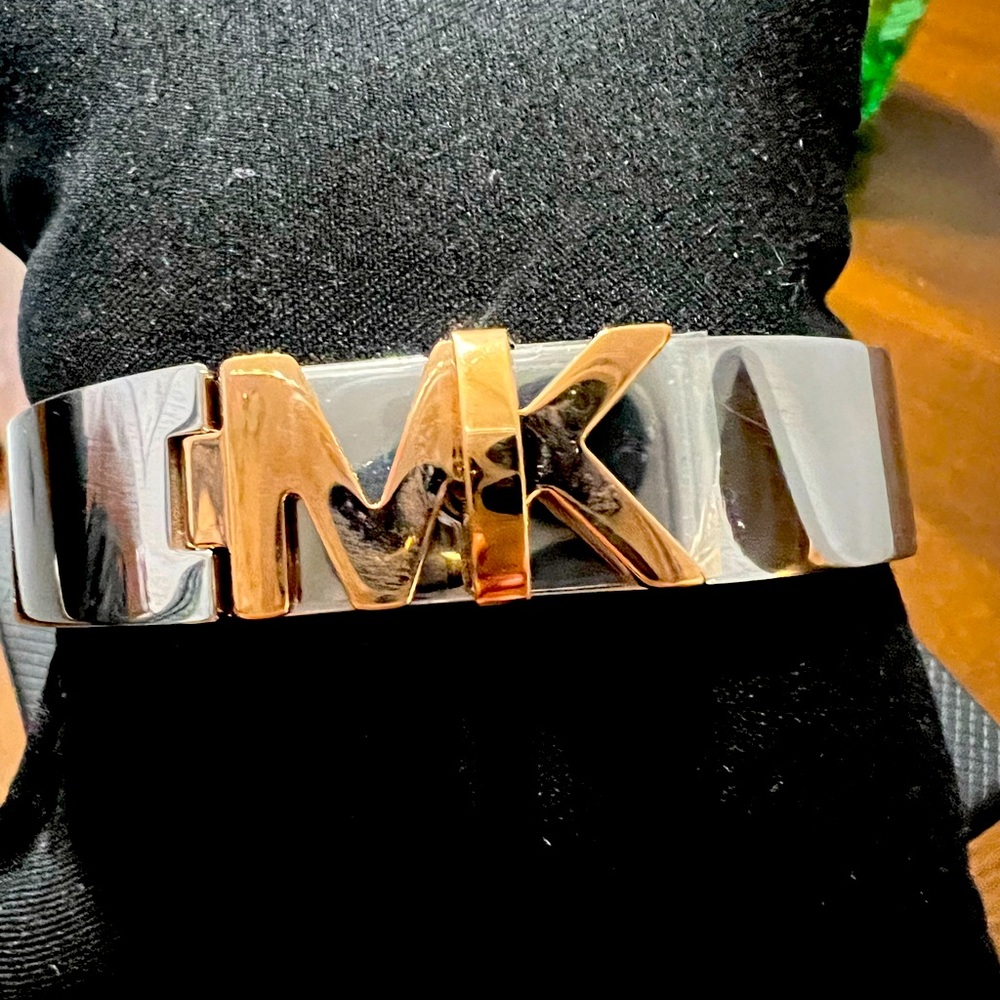Michael Kors Bracelet New silver and gold color